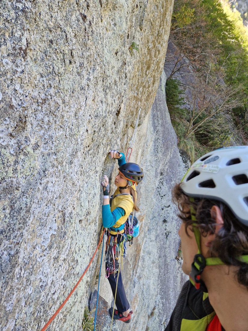 Iris Bielli su Supertrip allo Sperone Mark in Val di Mello