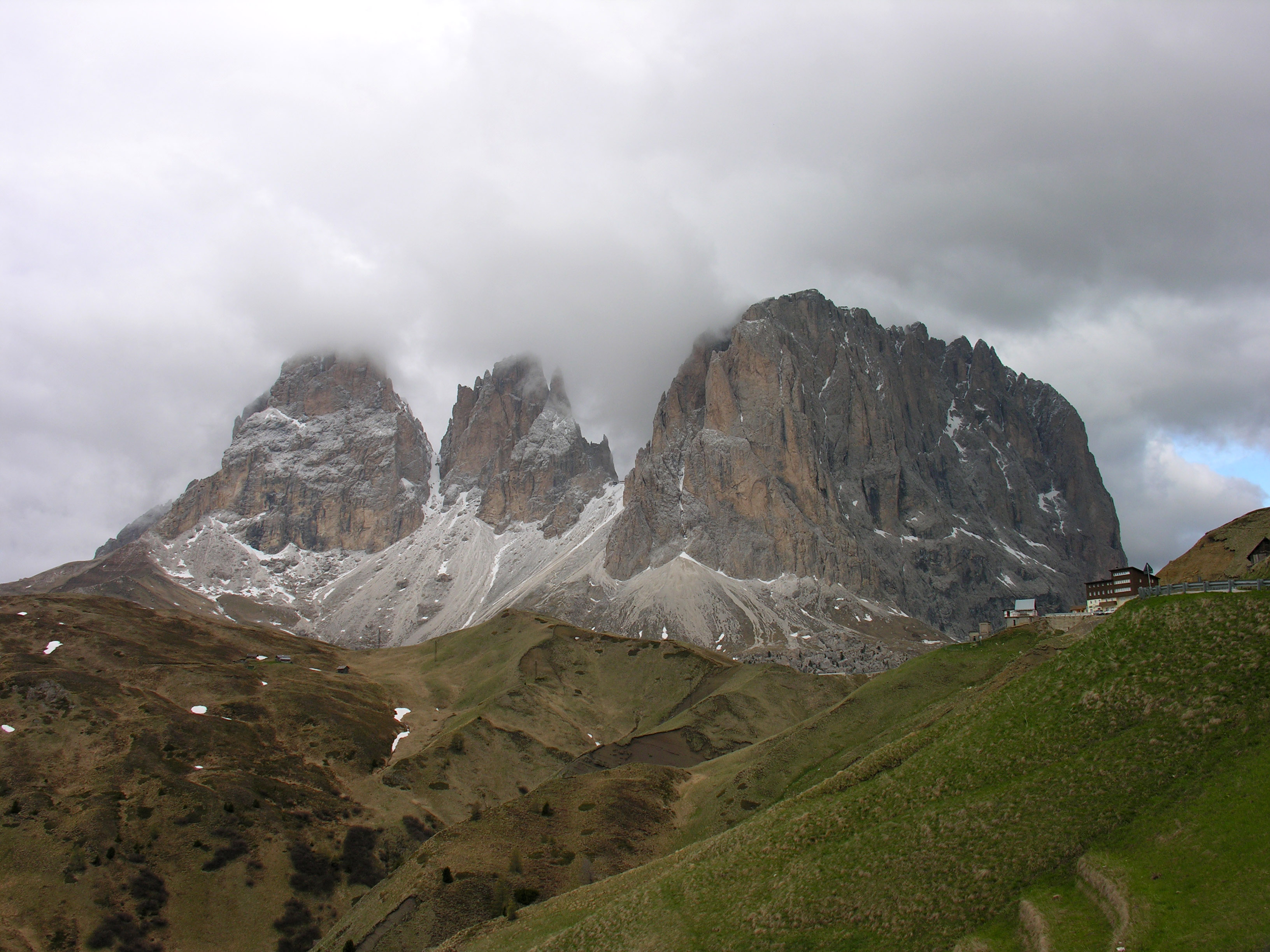 Punta Grohmann, Cinque Dita e Sassolungo